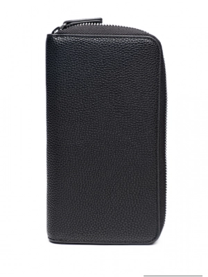 Кошелек черного цвета с надписью  лого бренда Armani Exchange