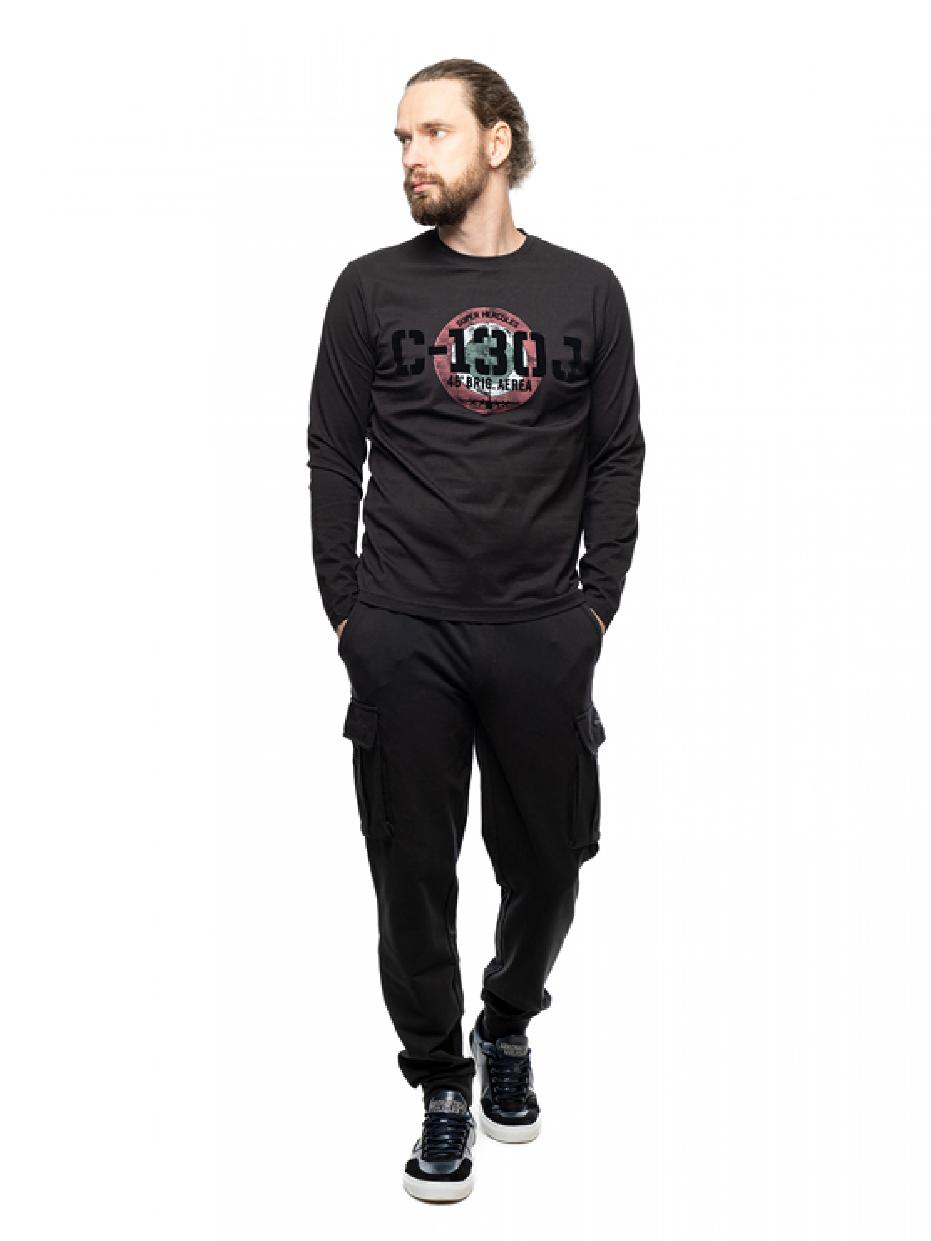 Лонгслив в черном цвете прямого кроя с принтом Aeronautica Militare