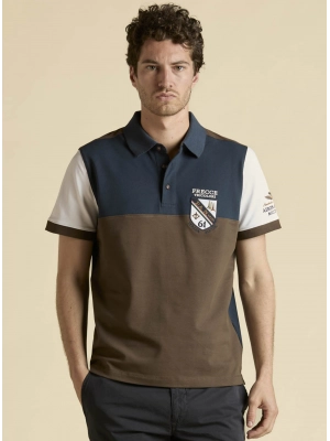 Поло в комбинированной расцветке Aeronautica Militare с колорблоками и лого бренда на груди