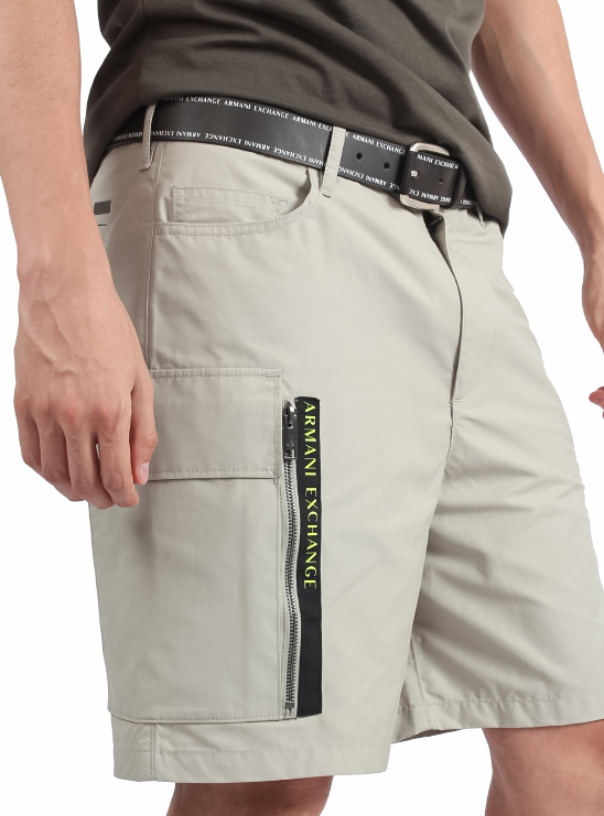 Светлые бежевые шорты с большими накладными карманами Armani Exchange