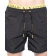 Плавательные шорты черного цвета с контрастной желтой резинкой на поясе Armani Exchange