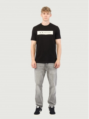 Футболка Armani Exchange в черном цвете с принтом на груди