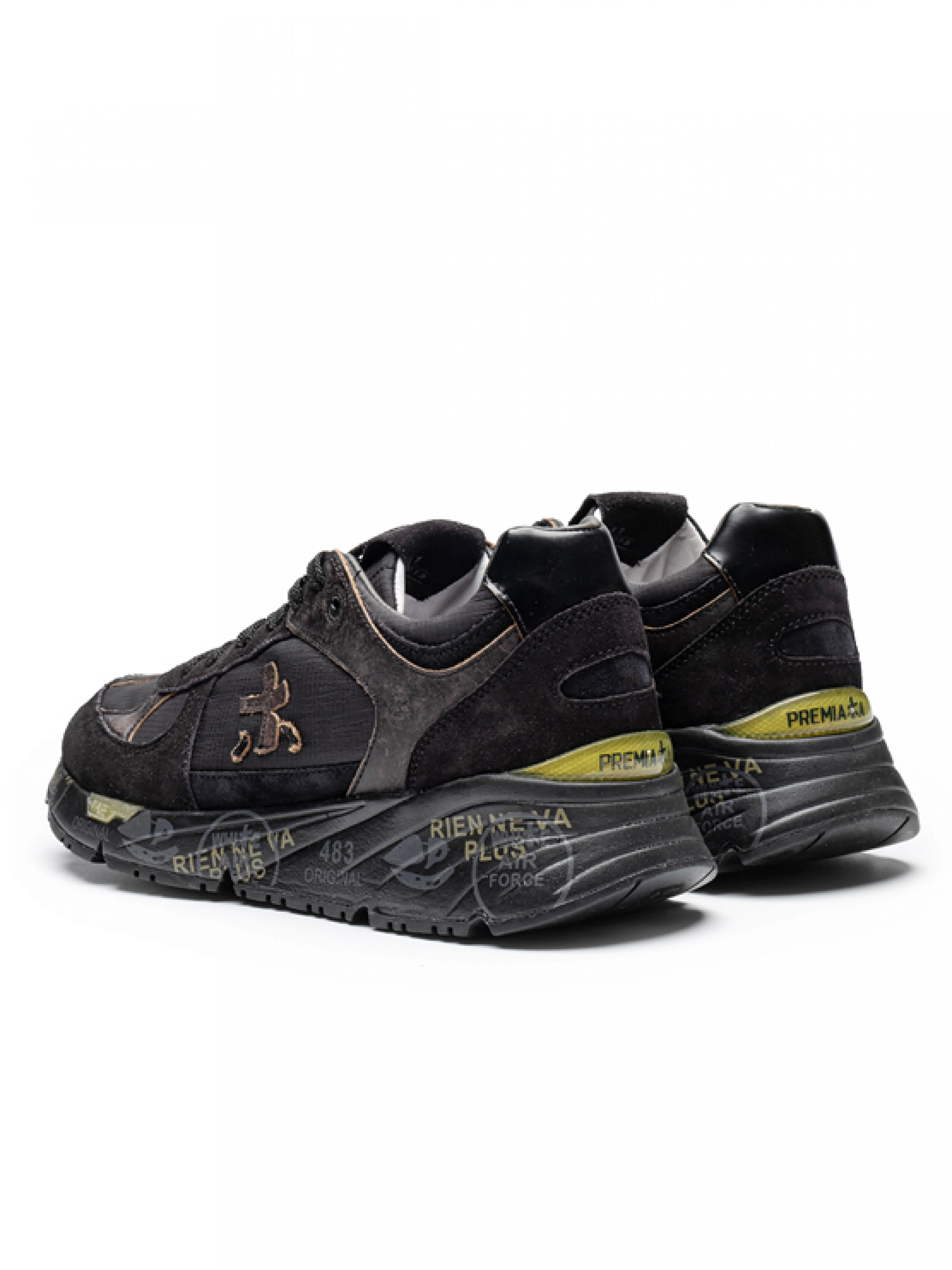 Кроссовки черного цвета Premiata Mase 5013