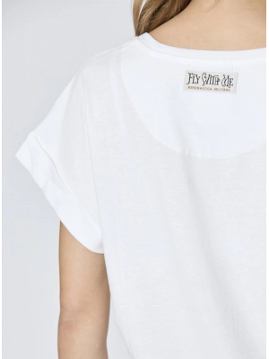 Белая футболка Aeronautica Militare с изображением женщины-пилота, украшенная стразами