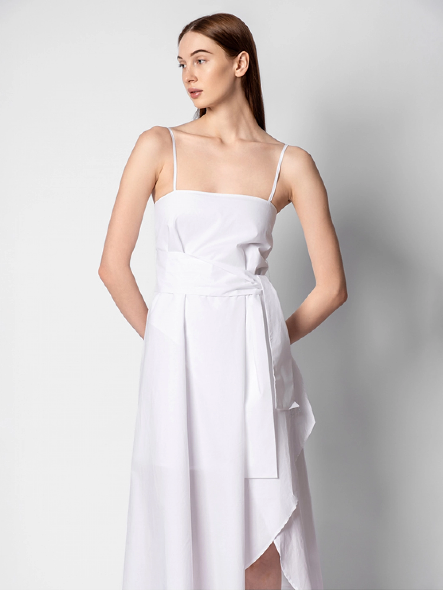 Корсажное платье белого цвета на бретелях Armani Exchange