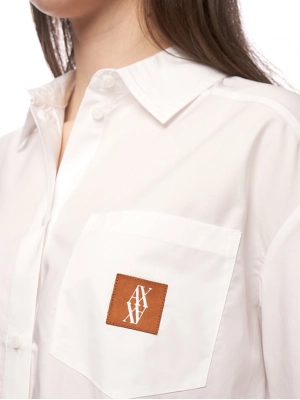 Рубашка в белом цвете прямого кроя с лого бренда на груди Armani Exchange