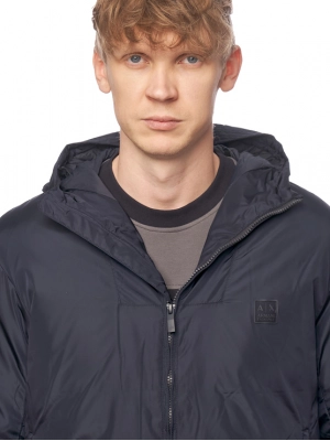 Стеганная куртка с капюшоном в темно-синем цвете с лого бренда Armani Exchange