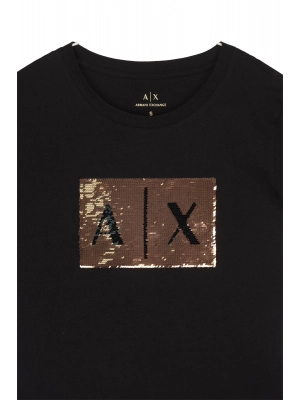 Приталенная футболка в черном цвете Armani Exchange  с лого бренда на груди