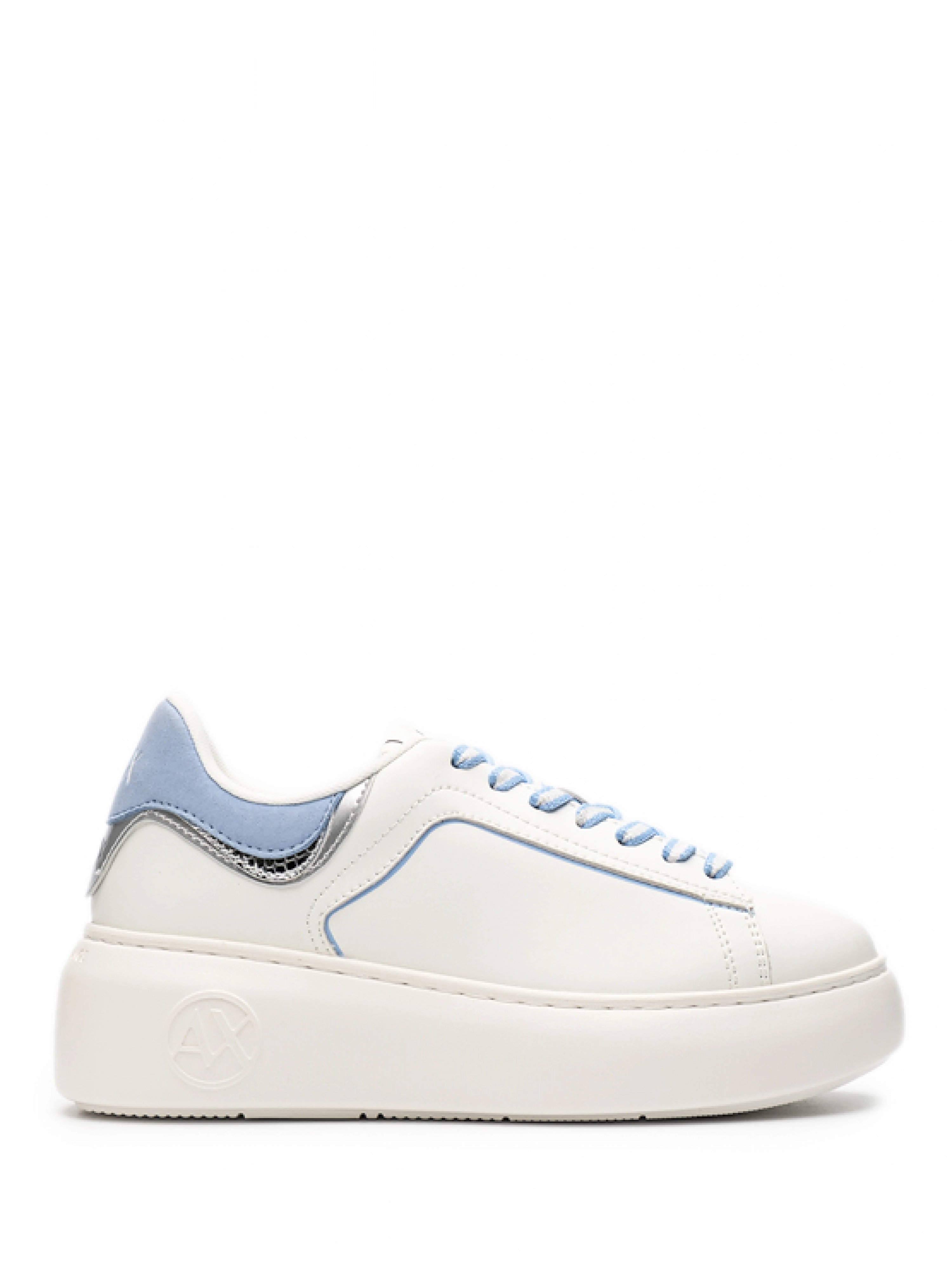 Кожаные кеды белого цвета с голубыми вставками и на высокой подошве Armani Exchange Кожаные кеды белого цвета с голубыми вставками и на высокой подошве Armani Exchange