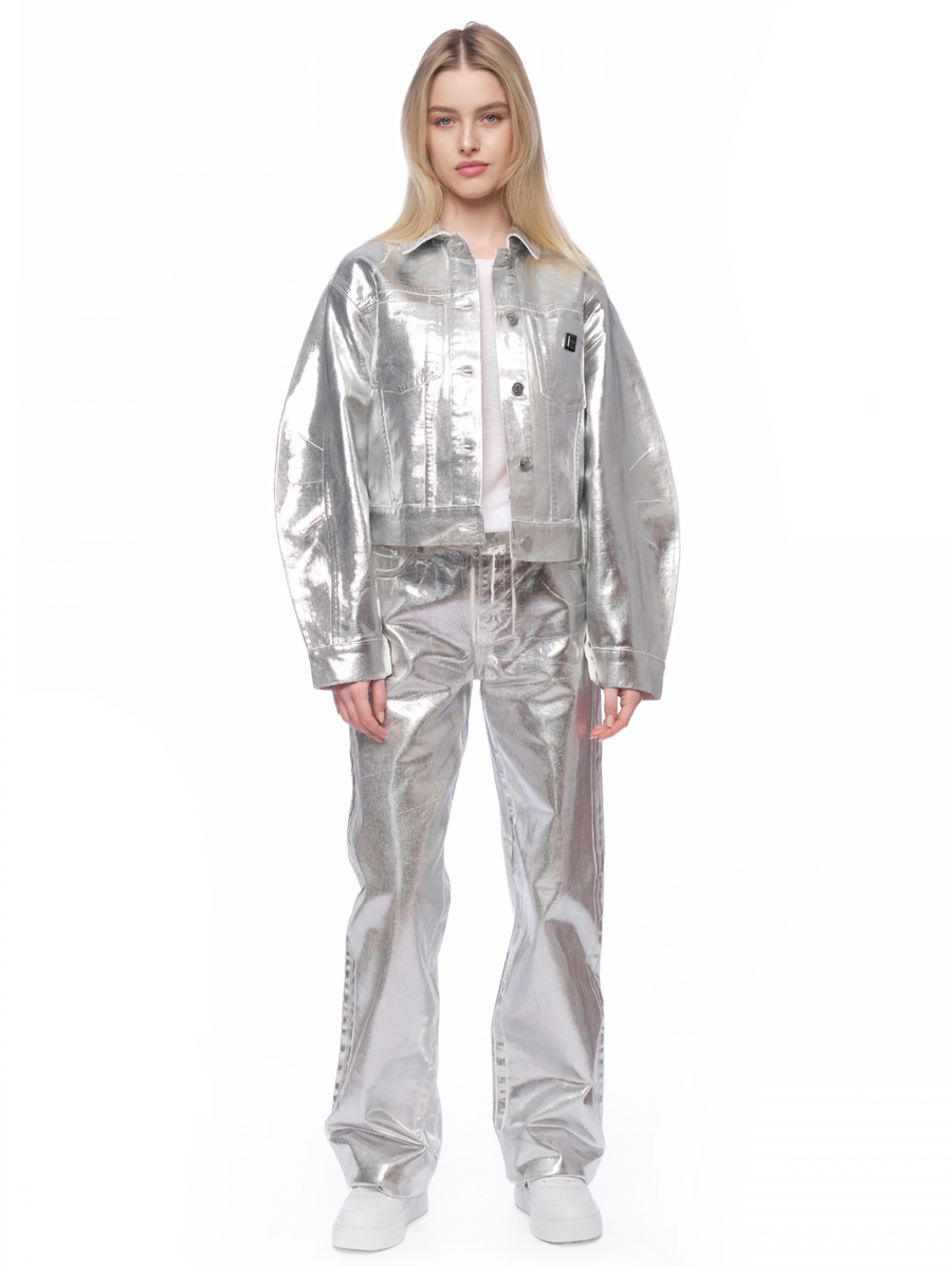 Укороченная куртка в цвете металлик на пуговицах с отложным воротником Armani Exchange Укороченная куртка в цвете металлик на пуговицах с отложным воротником Armani Exchange