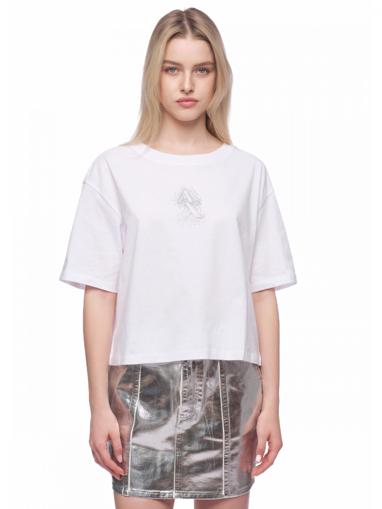 Футболка кроп в белом цвете свободного кроя с логотипом Armani Exchange Футболка кроп в белом цвете свободного кроя с логотипом Armani Exchange