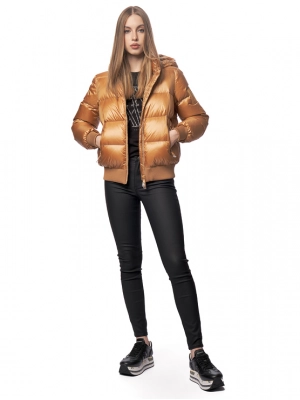 Пуховик с натуральным наполнителем в рыжем цвете с капюшоном из коллекции Icon Armani Exchange