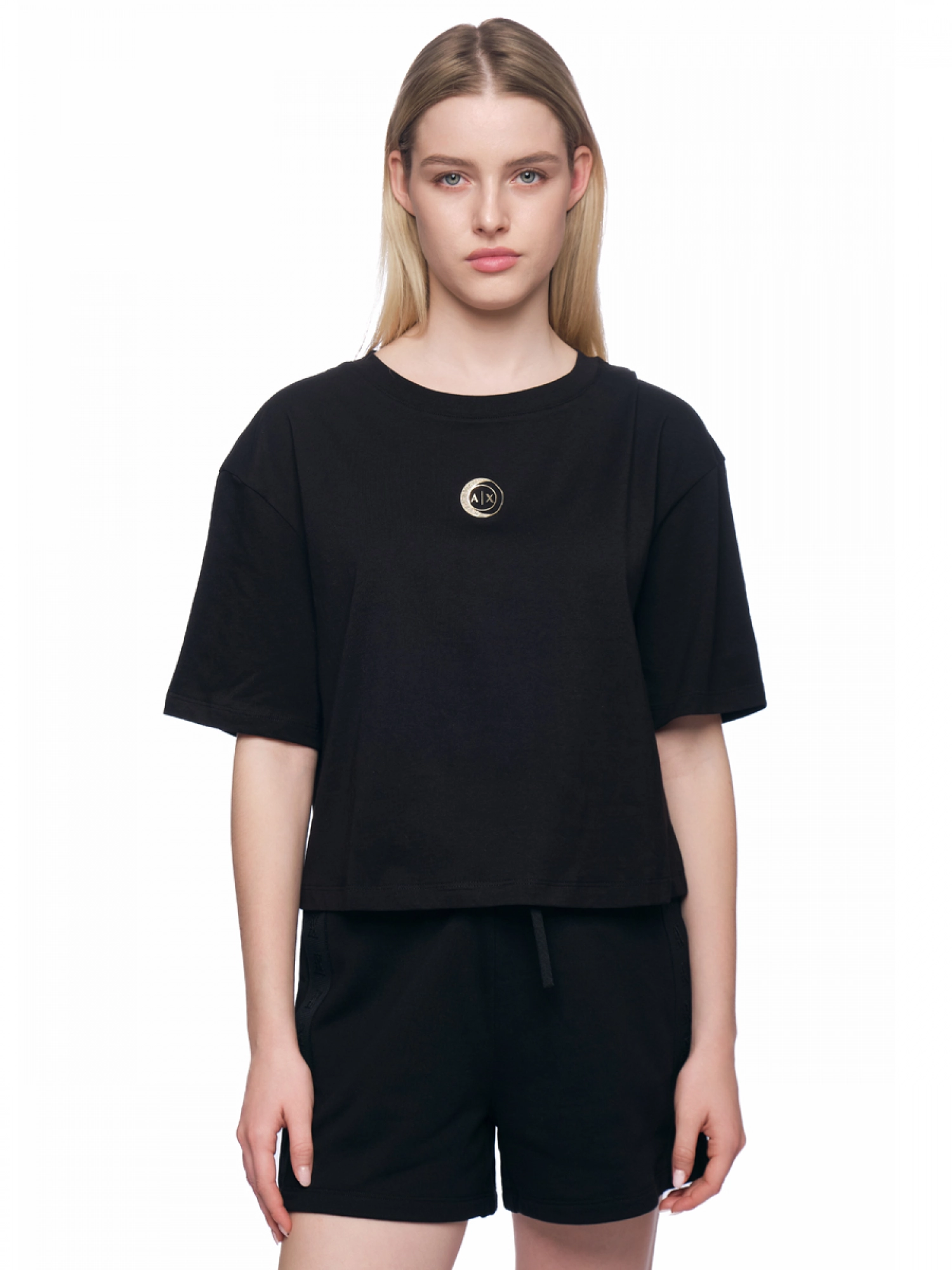 Футболка с круглым вырезом в черном цвете свободного кроя с логотипом Armani Exchange