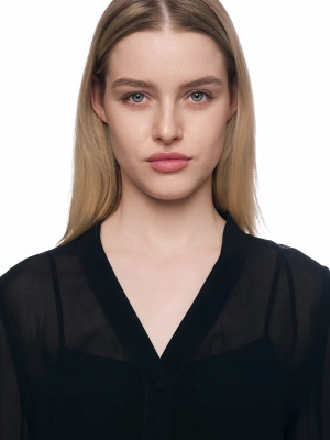 Блузка в черном цвете прямого кроя с V-образным вырезом на пуговицах Armani Exchange