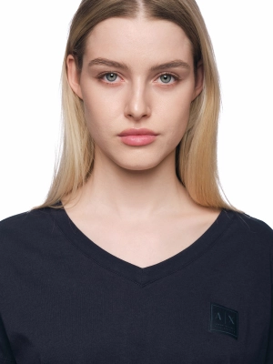 Футболка с круглым вырезом в темно-синем цвете прямого кроя с логотипом Armani Exchange