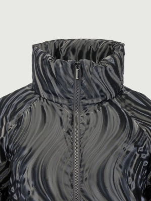 Куртка прямого кроя в черном цвете с принтом Armani Exchange Куртка прямого кроя в черном цвете с принтом Armani Exchange