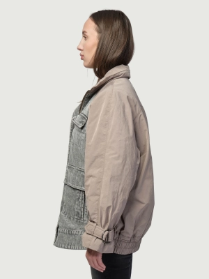 Куртка в комбинированном цвете с накладными карманами Armani Exchange Куртка в комбинированном цвете с накладными карманами Armani Exchange