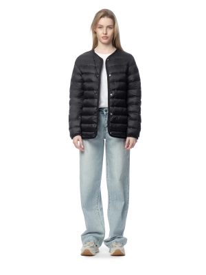 Стёганая куртка в черном цвете приталенного кроя Armani Exchange