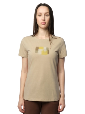 Футболка бежевого цвета Armani Exchange с принтом на груди