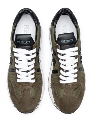 Кроссовки в цвете хаки на контрастной подошве Premiata Conny 6495