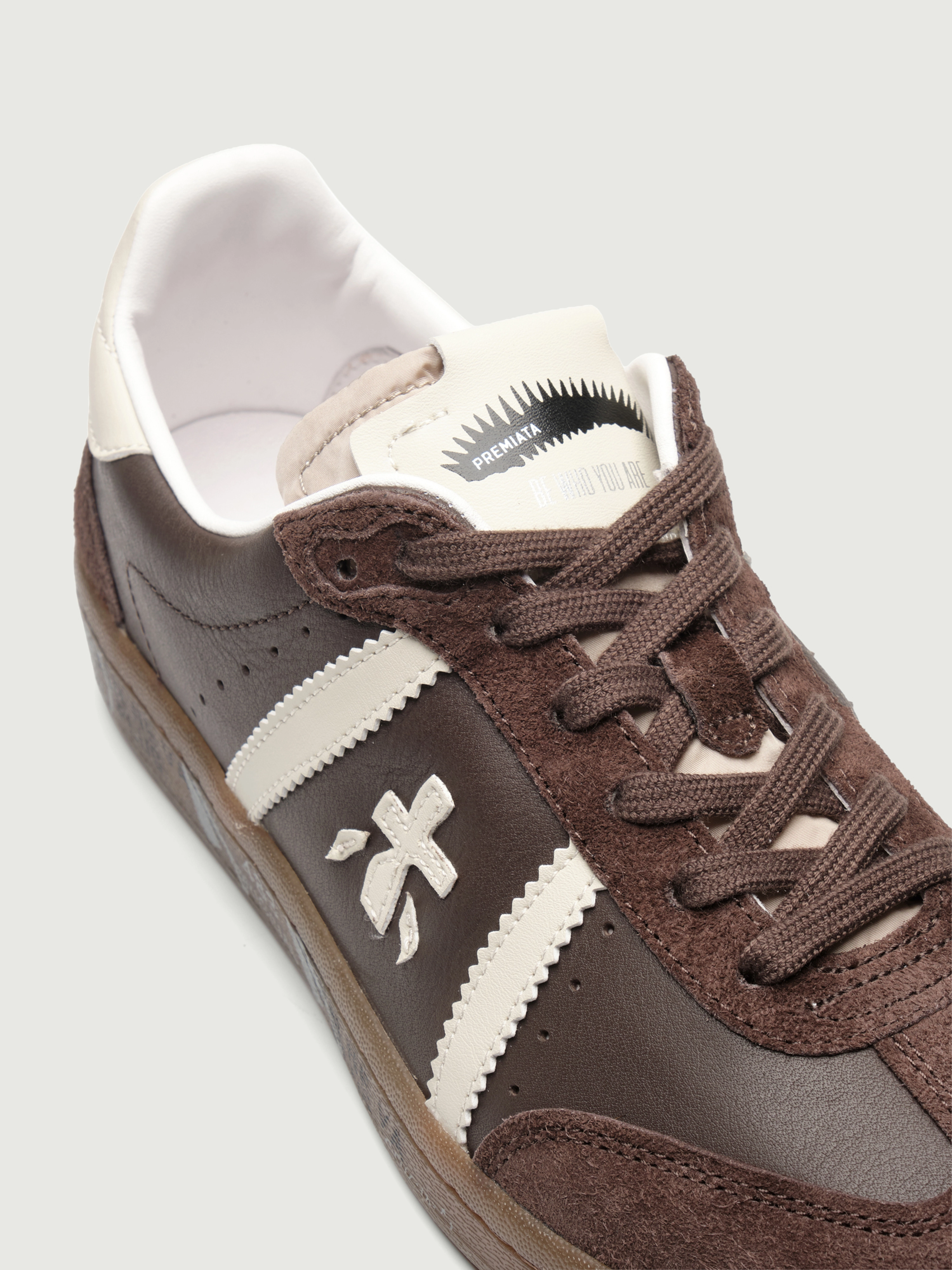 Женские кеды из коричневой замши Premiata BONNIE 7670