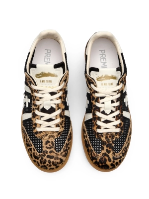 Перфорированные кеды в черном цвете с анималистичным принтом Premiata BONNIED8200 на коричневой подошве