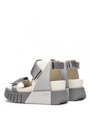 Сандалии в сером цвете на массивной подошве United Nude