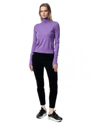 Гольф Patrizia Pepe в фиолетовом цвете прямого кроя с высоким горлом